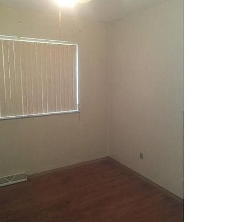 4th image of 735 Mary Jo Ln