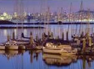 133 Lakeshore Ct, Richmond, CA