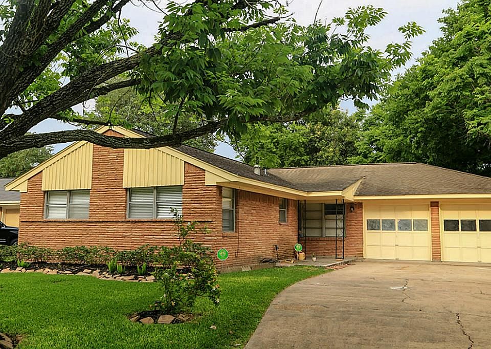 1st image of 11210 Cliffwood Dr