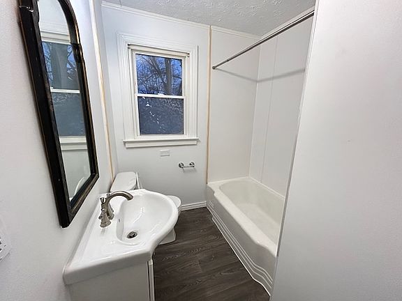 2nd image of 3241 Mackinaw St
