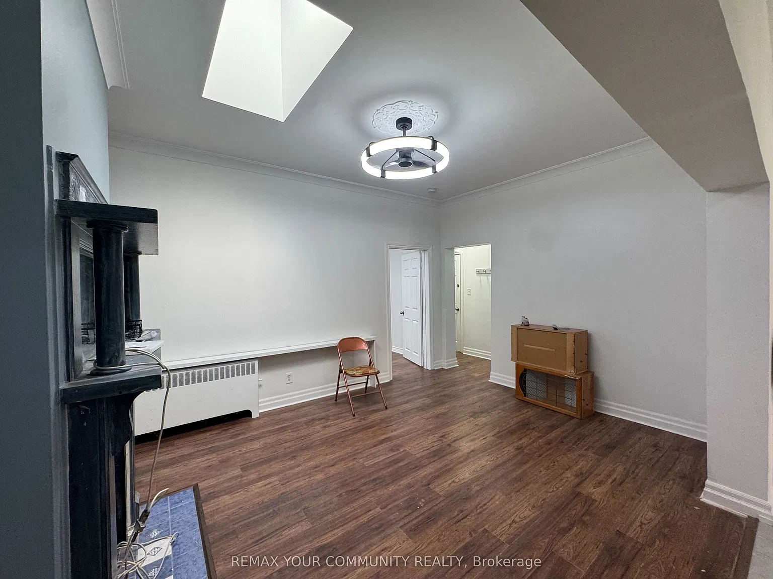 358 Main St W — Photo 4