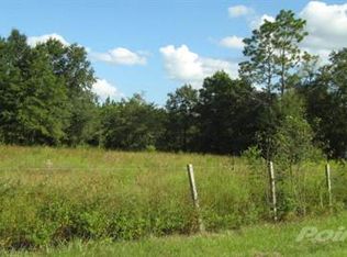 2904 Carter Cir, Chipley, FL 32428