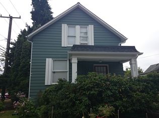 559 N 73rd St, Seattle, WA 98103