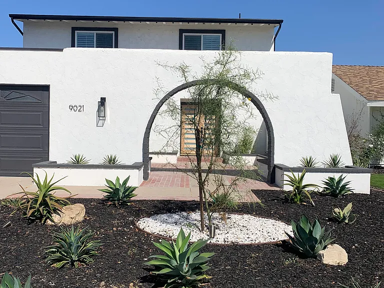 9021 Hyde Park Dr — Photo 23