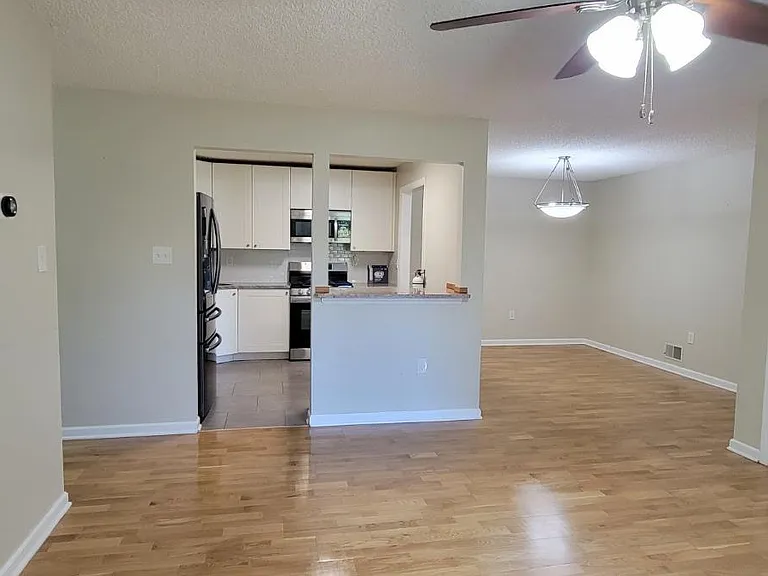43 Crabapple Ln — Photo 7