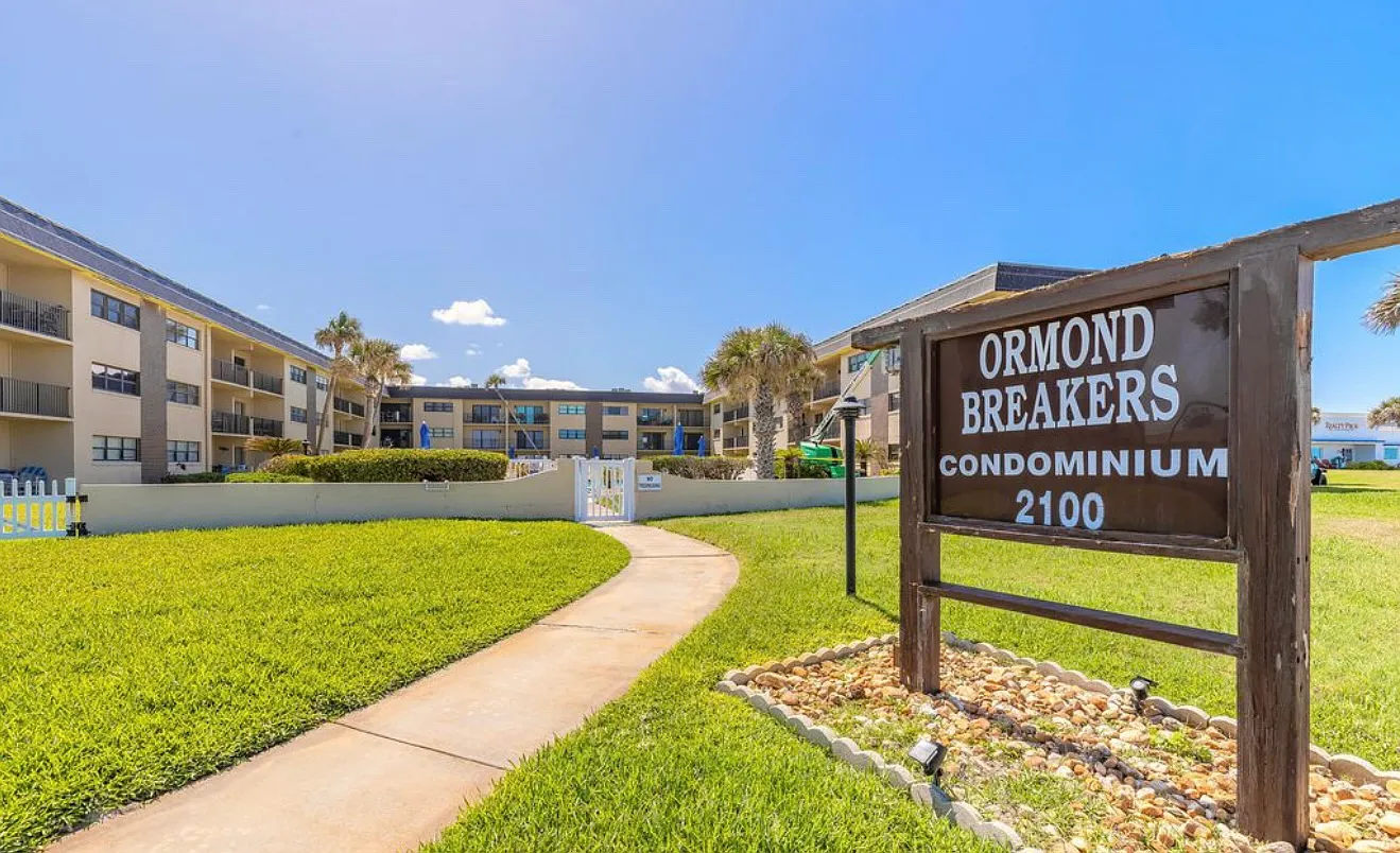 2100 Ocean Shore Blvd — Photo 4