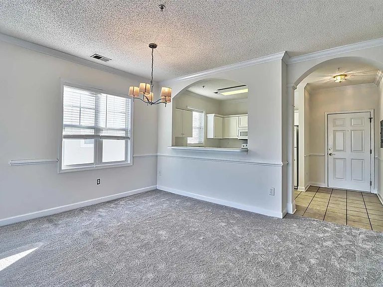 604 Heathrow Dr #1102 — Photo 27
