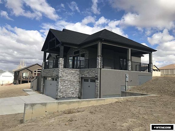 3rd image of 1518 Kari Ln