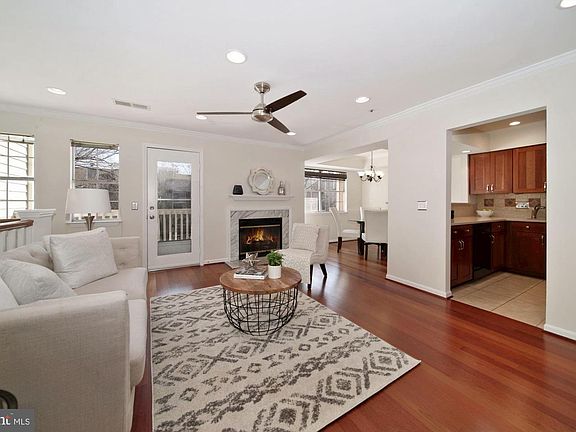3rd image of 10827 Hampton Mill Ter APT 320