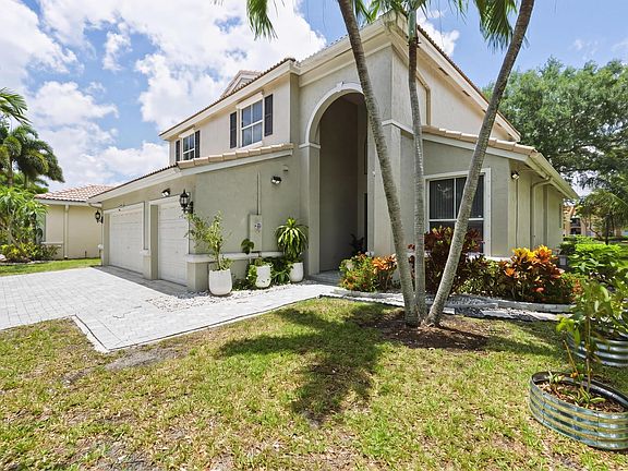 3rd image of 4839 NW 55th Drive