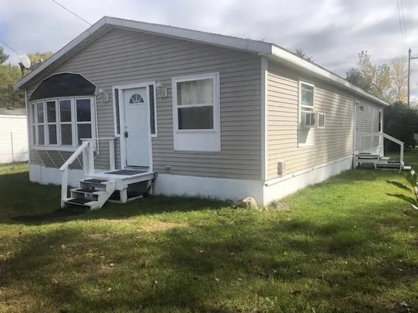 260 E Kapplinger Dr, Farwell, MI 48622