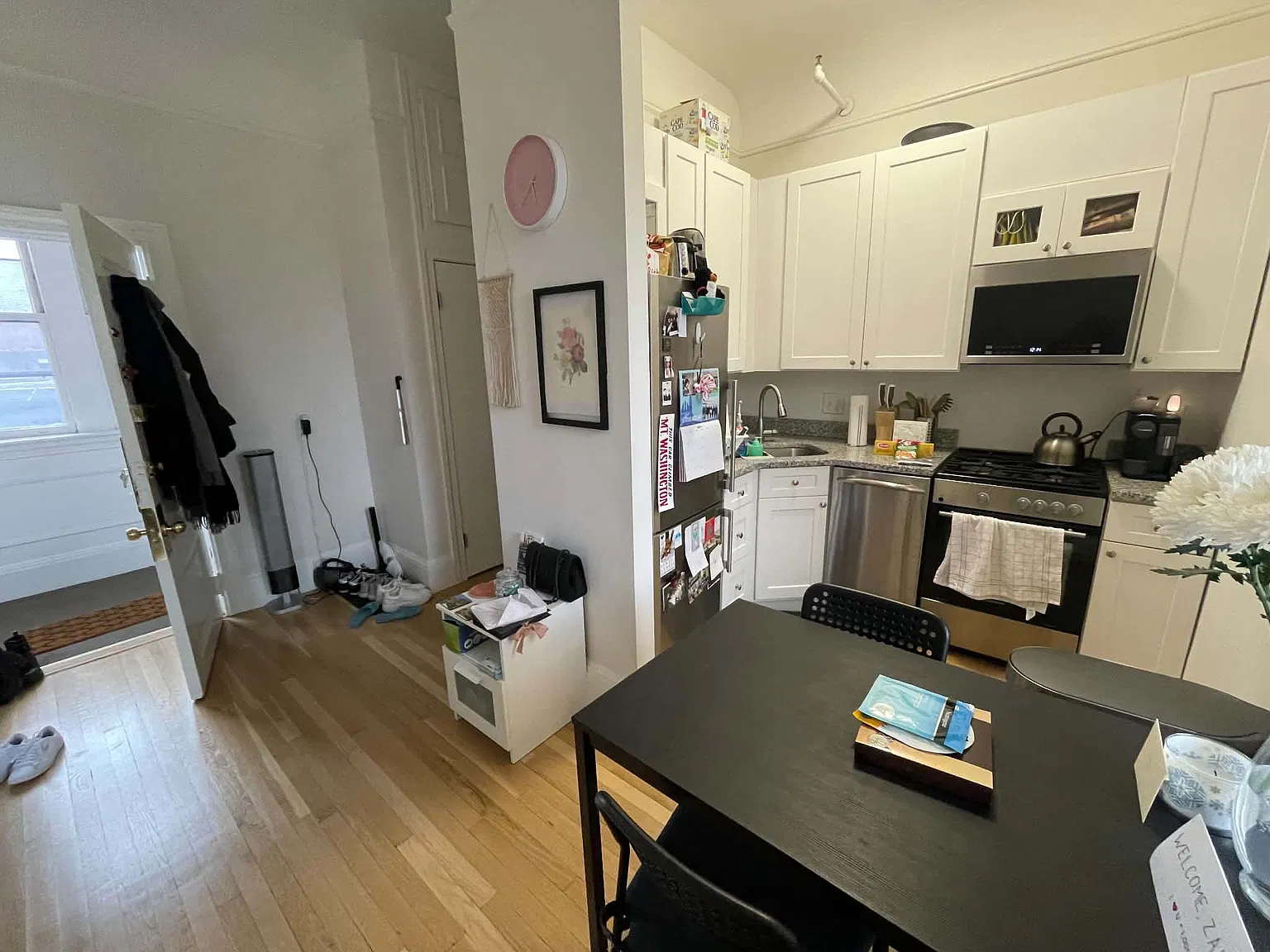 Studio, 450 sqft, $3,000 — Photo 2