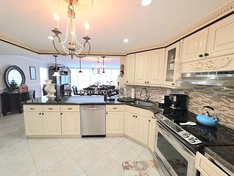 4020 Galt Ocean Dr #1210 — Photo 20