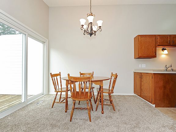 3rd image of 3868 Dolomite Dr