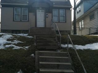 3739 W State St #A, Milwaukee, WI 53208