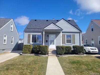 19701 Avalon St, Saint Clair Shores, MI, 48080