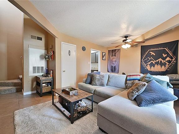 4th image of 1801 Potomac Pl