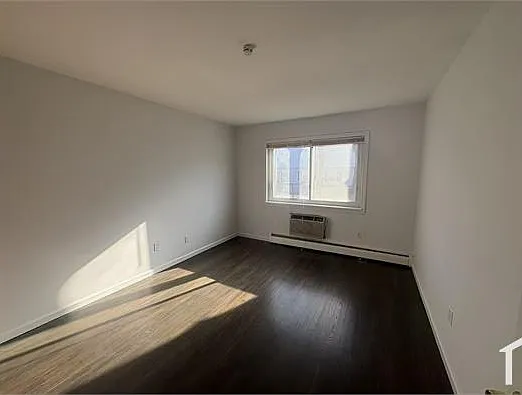 18 Prospect Ave — Photo 3