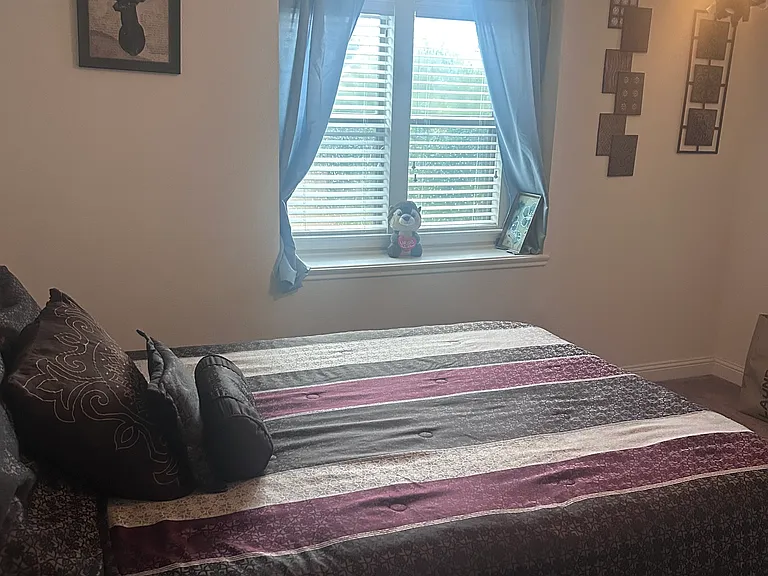 7611 Connemara Dr — Photo 5