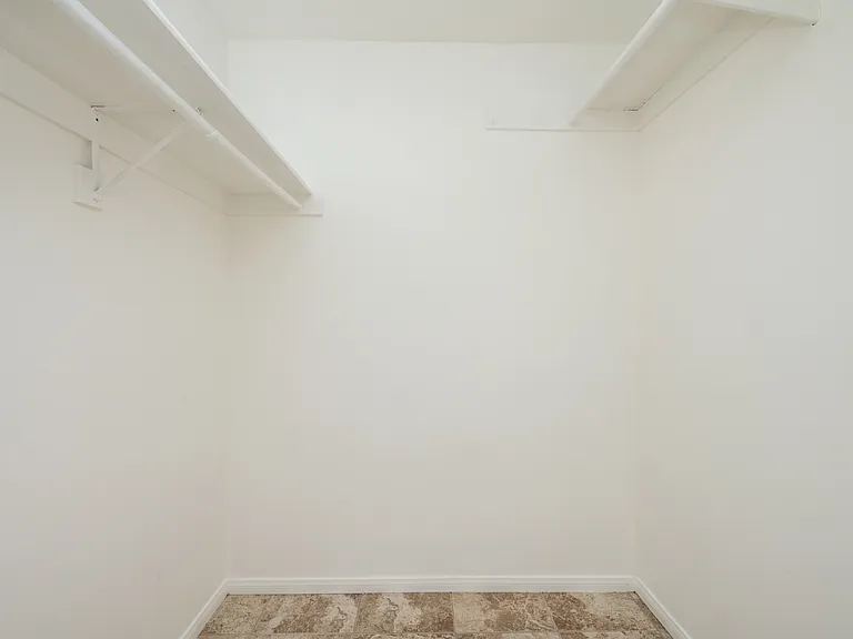 514 Grand Ave #D — Photo 14