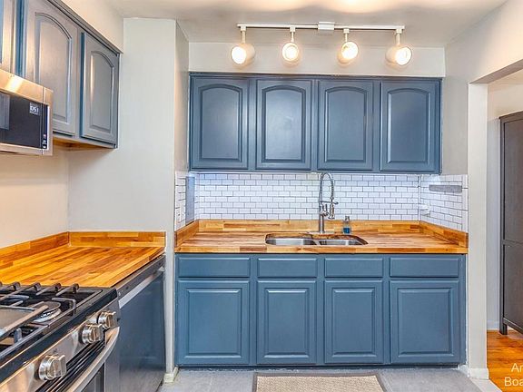 5th image of 1201 Island Dr APT 104