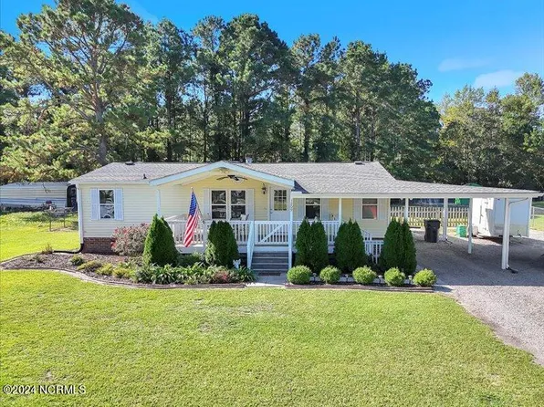 1209 Zack Street SE, Bolivia, NC 28422