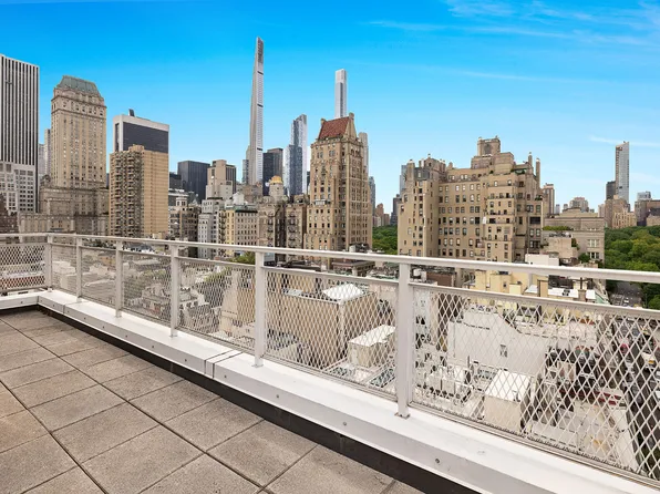 30 East 65th Street image 2 of 12