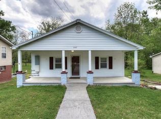 707 Antioch Rd, Johnson City, TN 37604