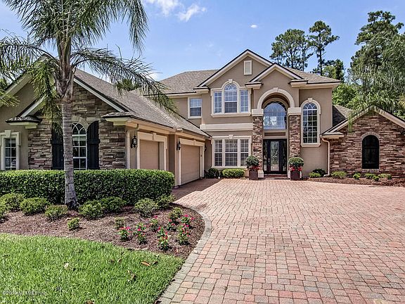 5th image of 794 Port Charlotte Dr