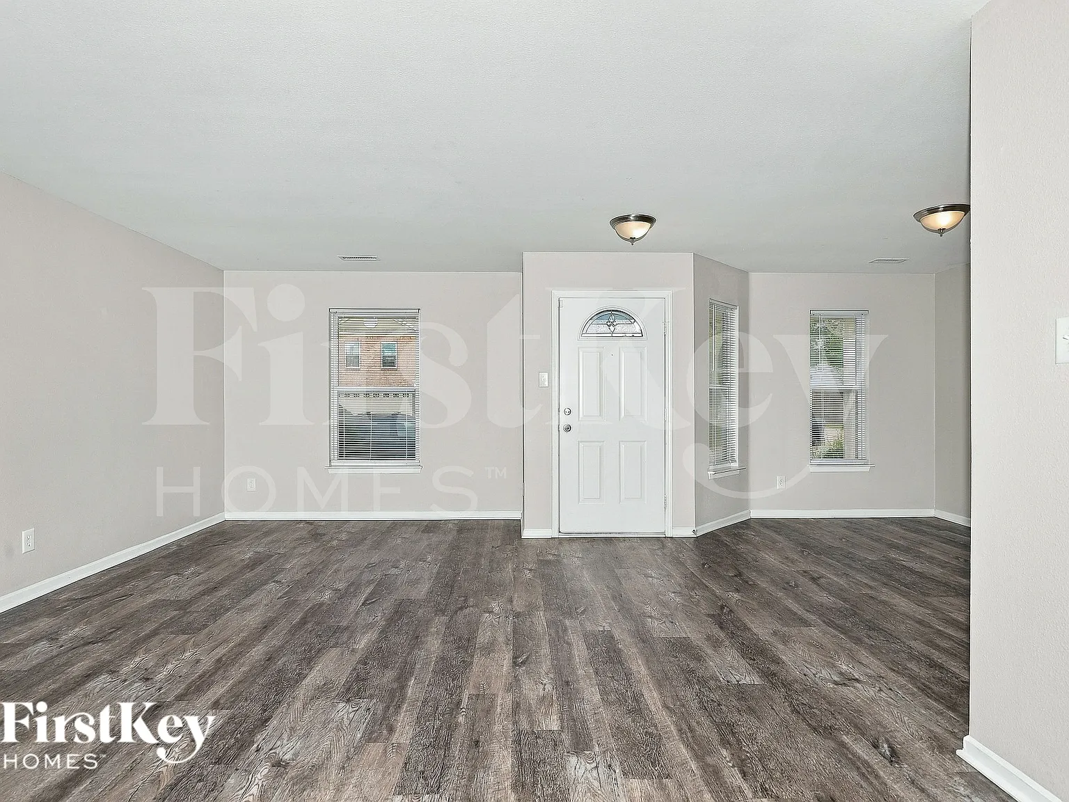 3 bed, 2.5 bath, 2181 sqft, $1,685 — Photo 2