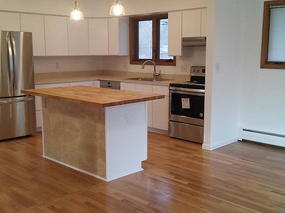 3rd image of 519 Virginia Ave APT 1