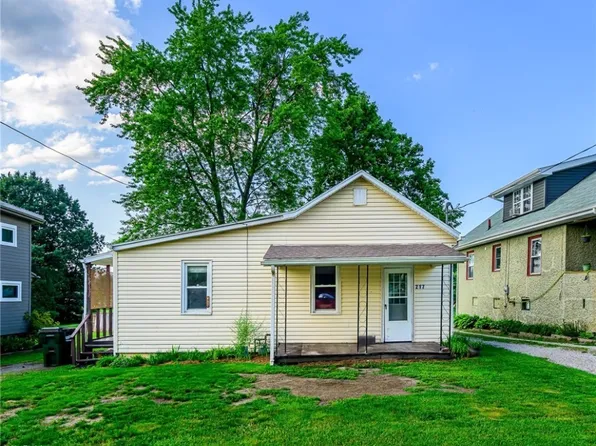 217 Noble St W, East Canton, OH 44730