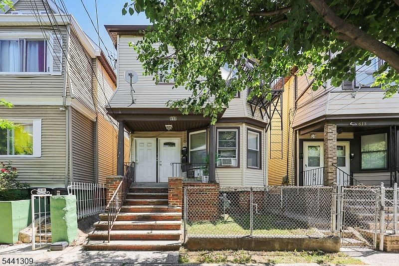 1st image of 617 Court St