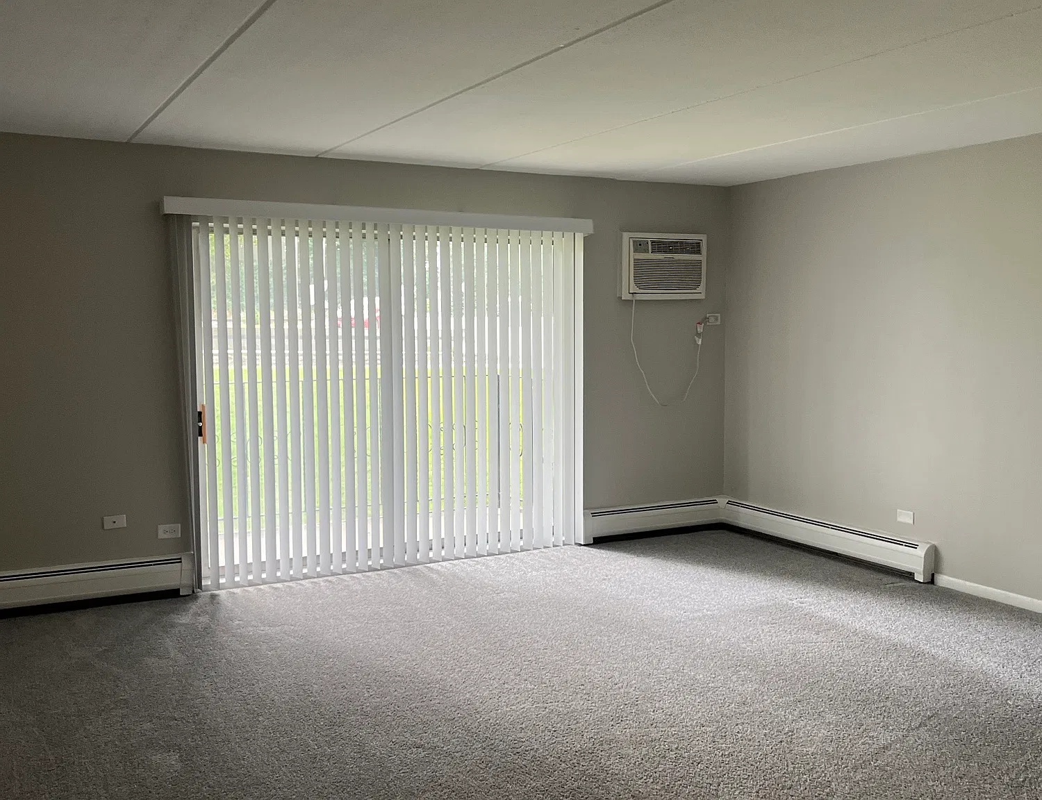 2 bed, $1,575 — Photo 2