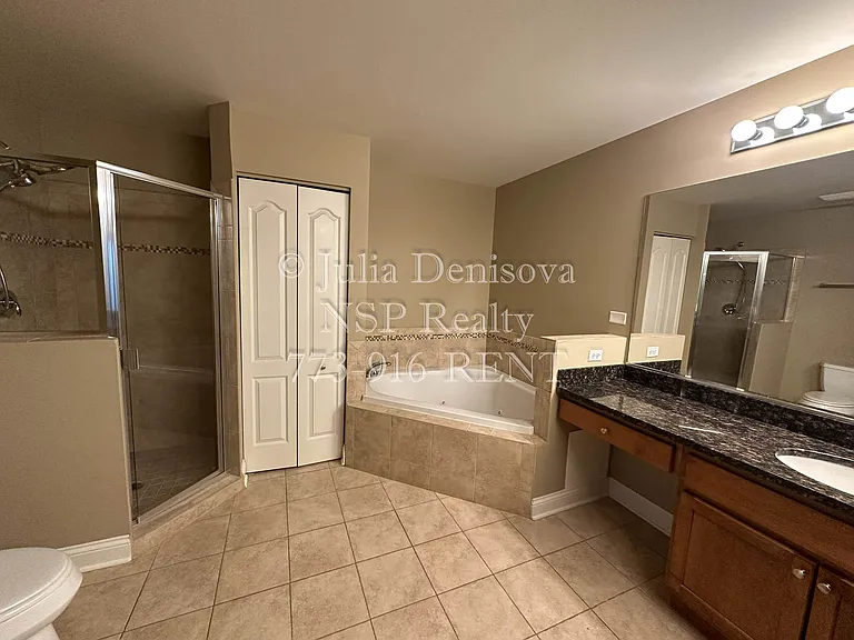 2-322 Itasca Pl #228 — Photo 4