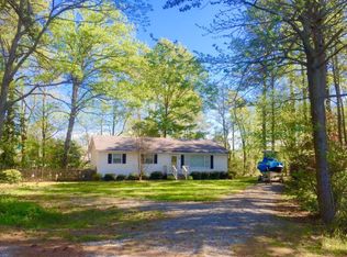 163 Berryville Rd, Deltaville, VA 23043