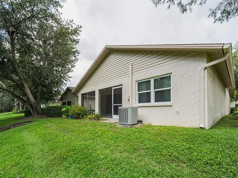 4638 Sheffield Dr — Photo 31