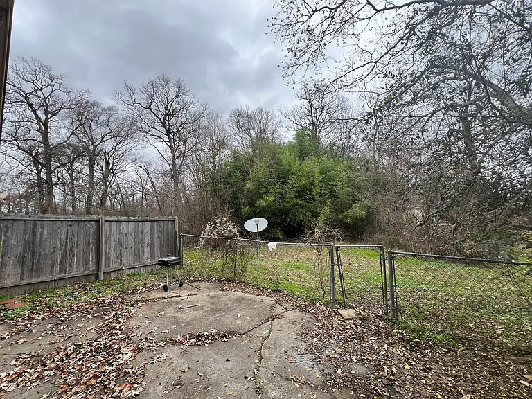 38 Colonial Dr #A — Photo 8