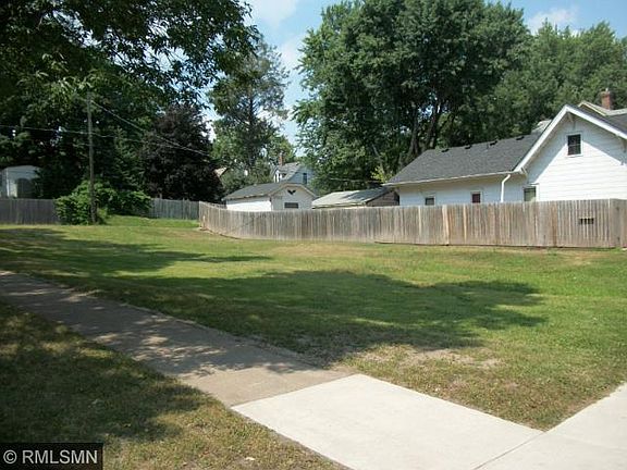 2nd image of 1143 Edgerton St