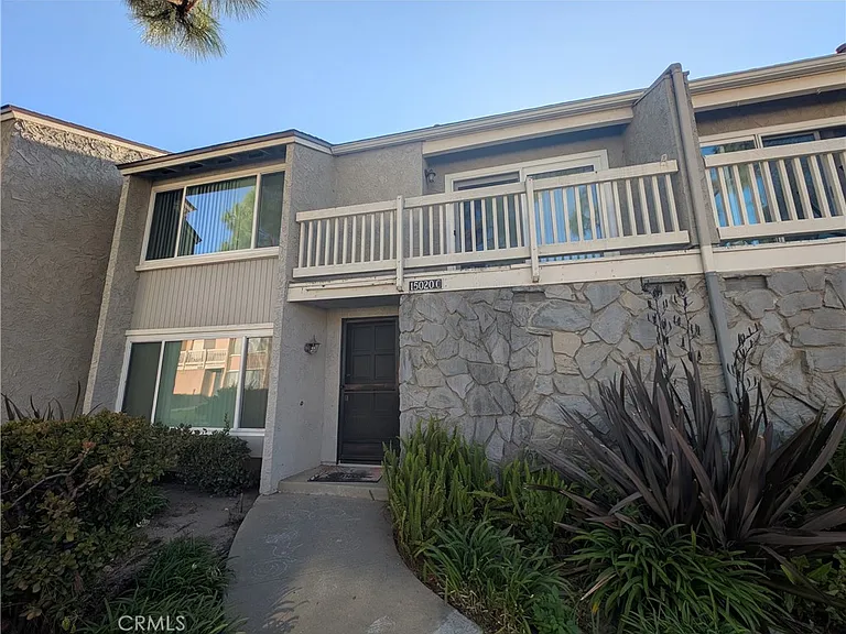 15020 Varsity St — Photo 1