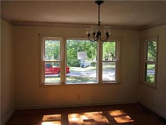 5th image of 824 Hillside Ave