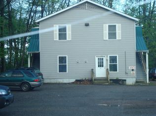 393 Patchen Rd APT B, South Burlington, VT 05403