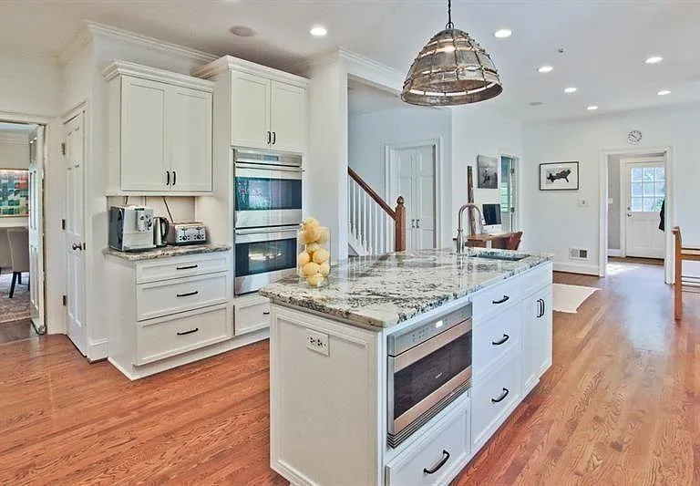 4 Harris Gln NW — Photo 9