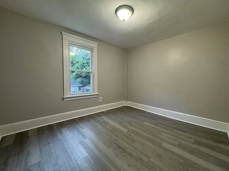 224 Prospect St #3 — Photo 12