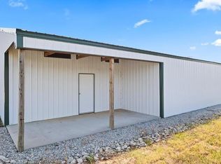 7320 Rhgato Acres Rd, Ponca City, OK 74604