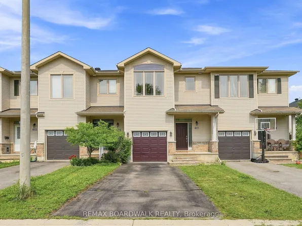 617 Spikemoss Pl, Ottawa, ON K4A 0C9