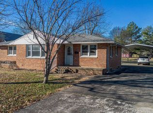 213 Dorris Dr, Metropolis, IL 62960