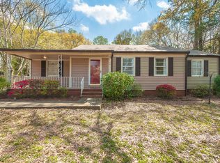 4 Meridian Dr, Newnan, GA 30263