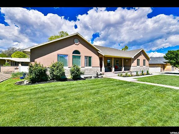 3rd image of 3056 S Hibler Dr