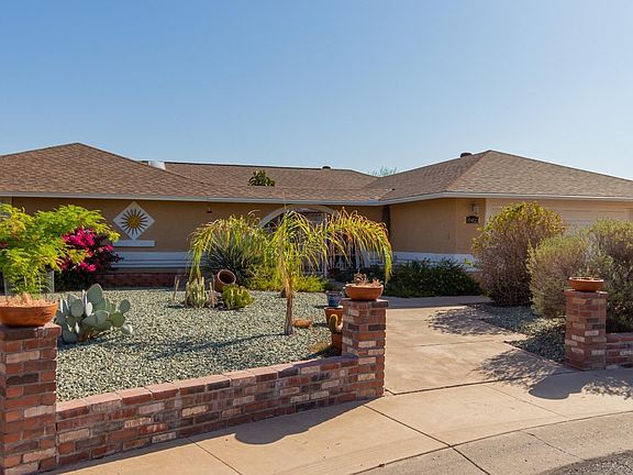 2nd image of 10422 W Indian Wells Dr